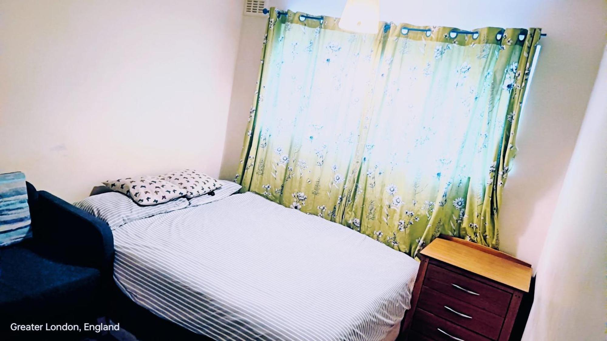 London'S Bed With Breakfast & Free Parking Apartment Ngoại thất bức ảnh